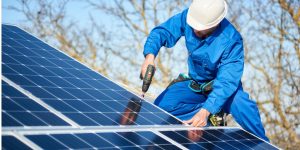 Installation Maintenance Panneaux Solaires Photovoltaïques à Colomieu